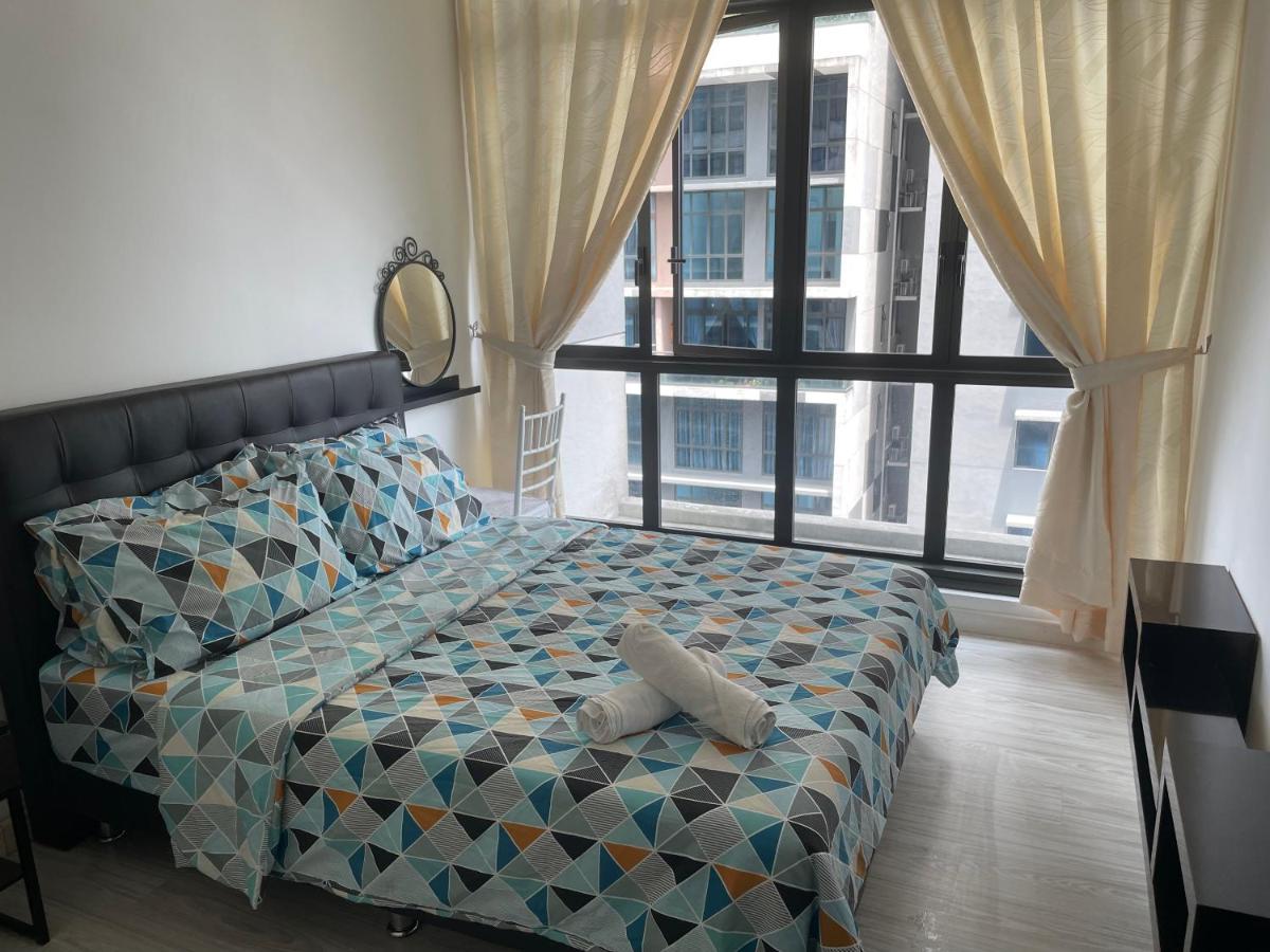 2 Bedroom Apartment @Setia Sky 88 Джохор-Бару Экстерьер фото